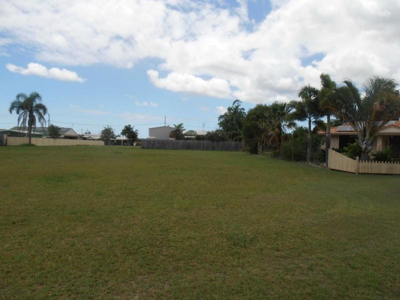 5 Regent Court, Cooloola Cove QLD 4580