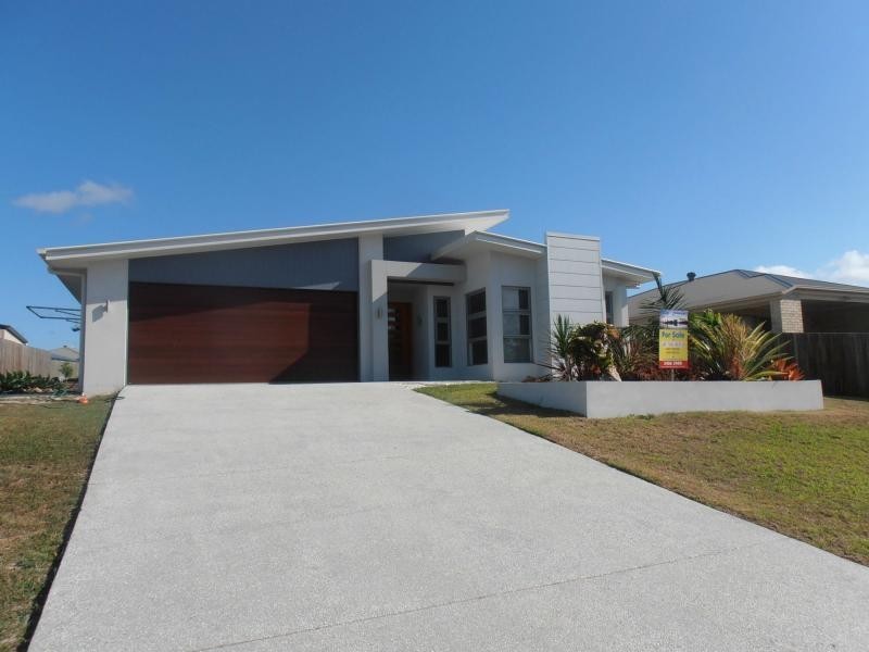 52 Summer Way, Tin Can Bay QLD 4580