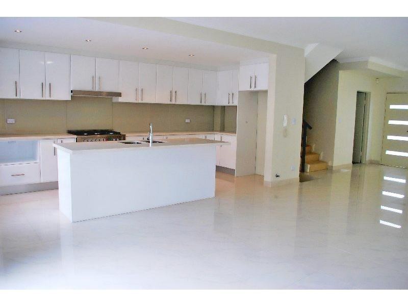 1/26 Bettington Road, Oatlands NSW 2117