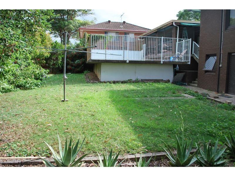 10b Greens Avenue, Oatlands NSW 2117