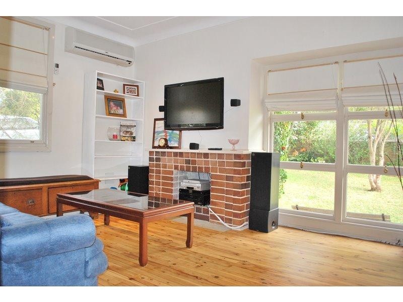 228 Kissing Point Road, Dundas Valley NSW 2117