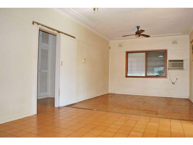 122 Kissing Point Road, Dundas NSW 2117