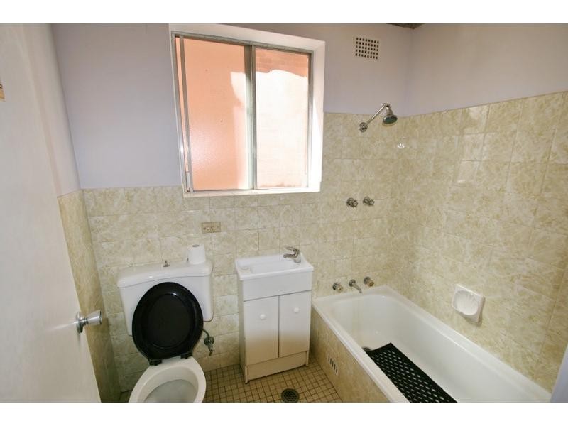 2/21-25 Rowe Street, Eastwood NSW 2122