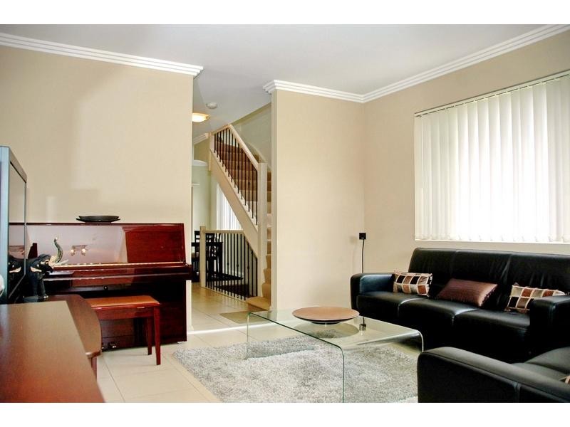 1/37-39 Marshall Road, Telopea NSW 2117