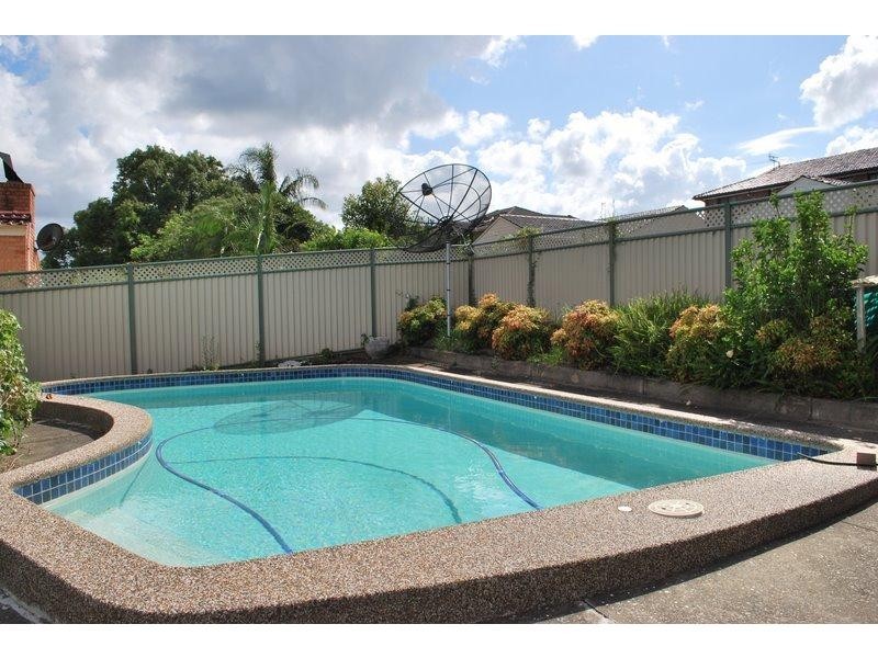 60 Barellan Avenue, Carlingford NSW 2118