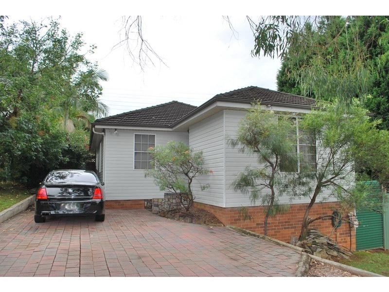 8 Forster Place, Dundas Valley NSW 2117