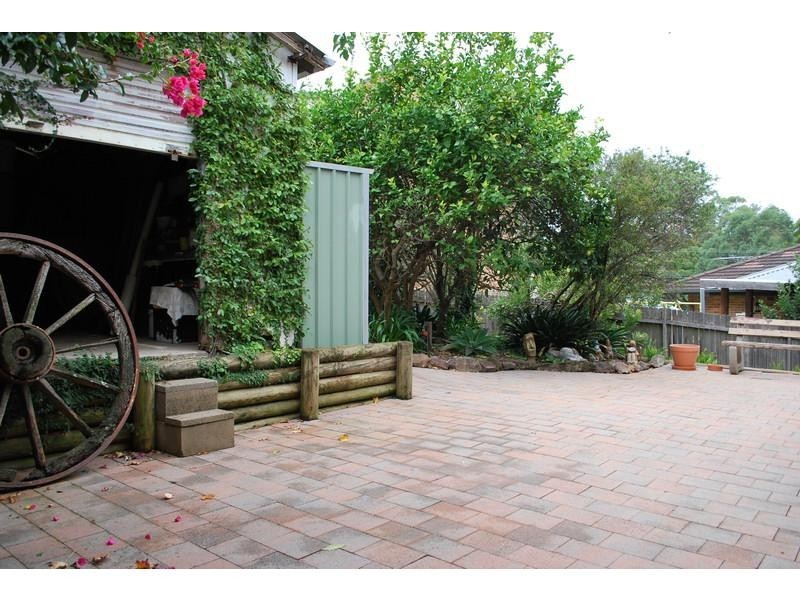 8 Forster Place, Dundas Valley NSW 2117