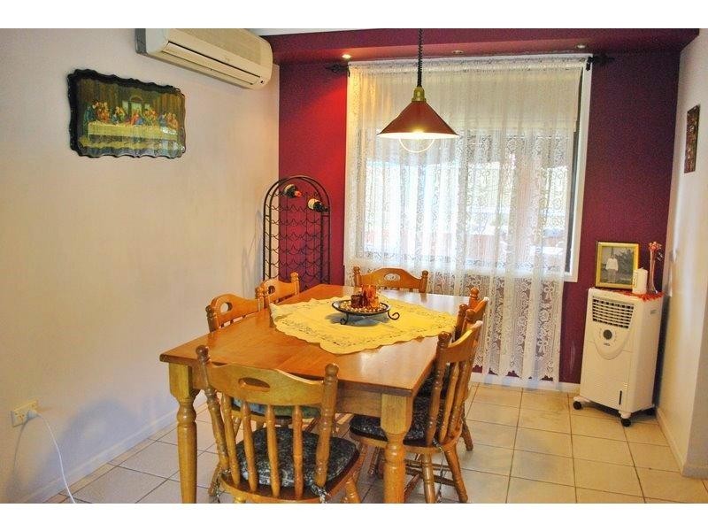 16 Lismore Close, Bossley Park NSW 2176