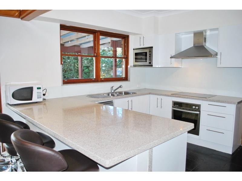 8 Ingleby Street, Oatlands NSW 2117