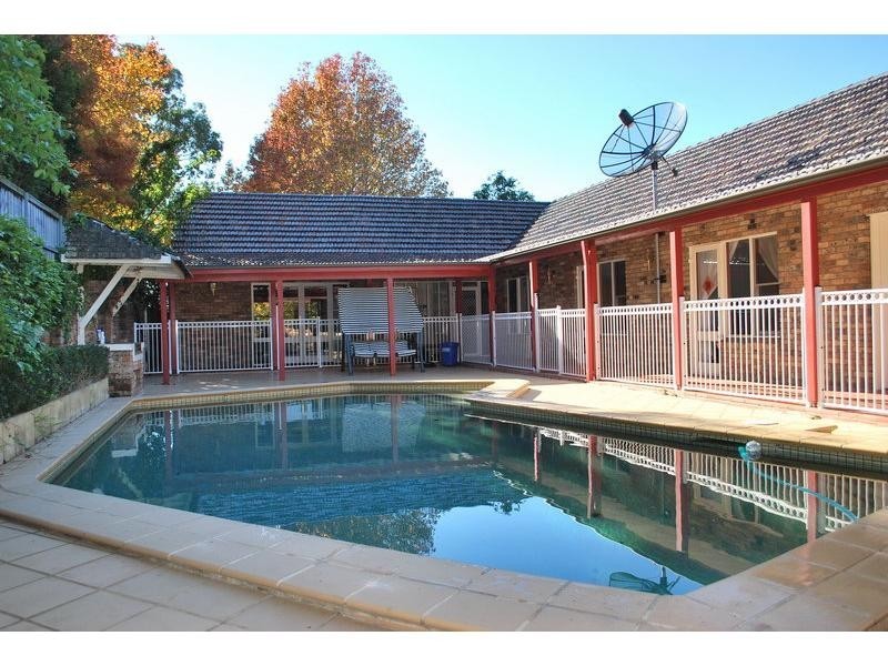 8 Ingleby Street, Oatlands NSW 2117