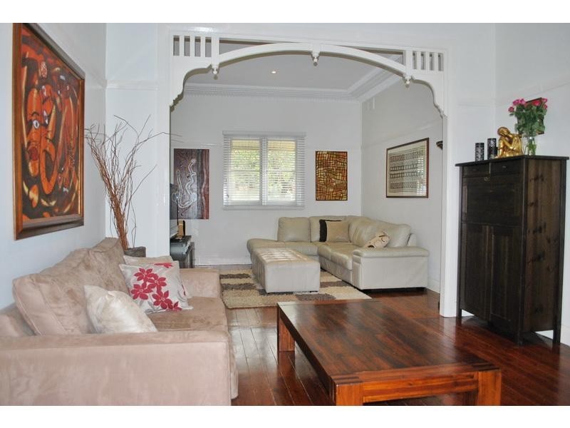 6 Anderson Road, Northmead NSW 2152