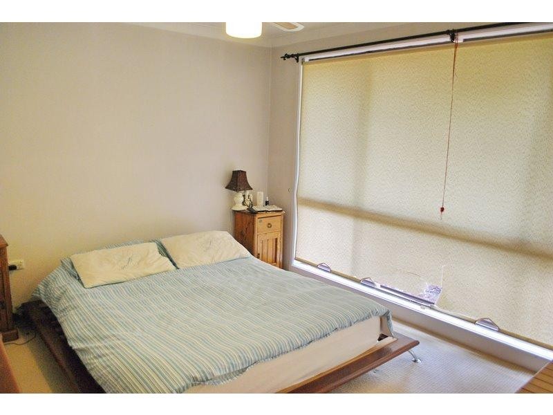 16 Lismore Close, Bossley Park NSW 2176