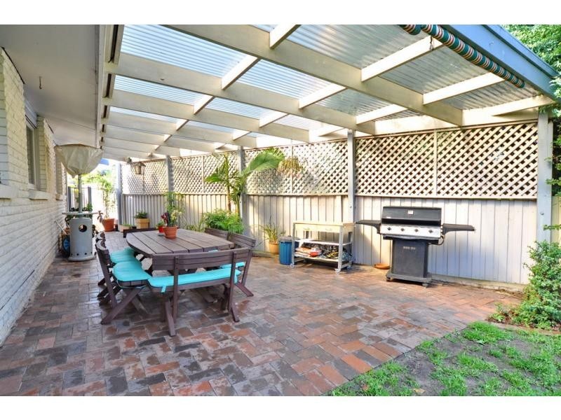 11 Iona Avenue, North Rocks NSW 2151