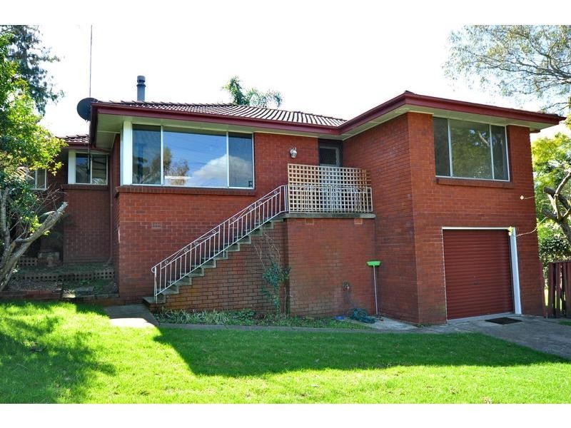 19 Lindisfarne Crescent, Carlingford NSW 2118