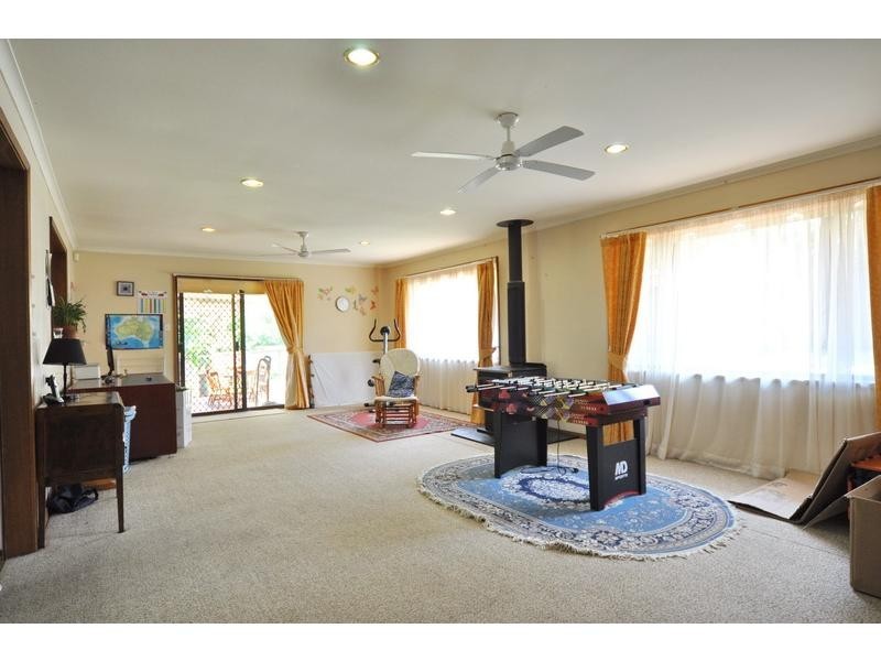 8 Metcalf Avenue, Carlingford NSW 2118