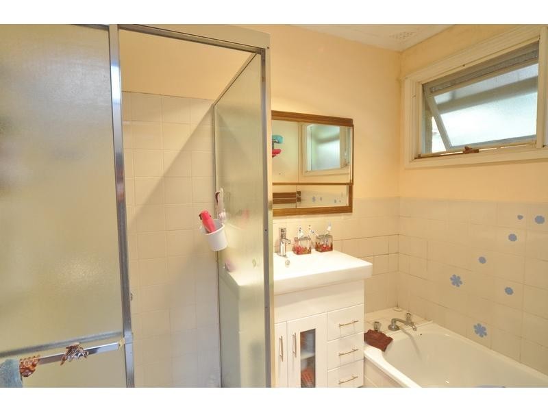 8 Metcalf Avenue, Carlingford NSW 2118