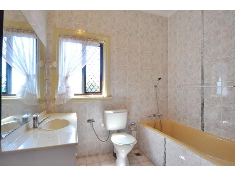 2 Rosen Street, Epping NSW 2121