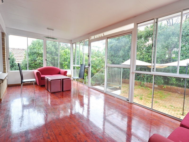 12 Lochinvar Parade, Carlingford NSW 2118