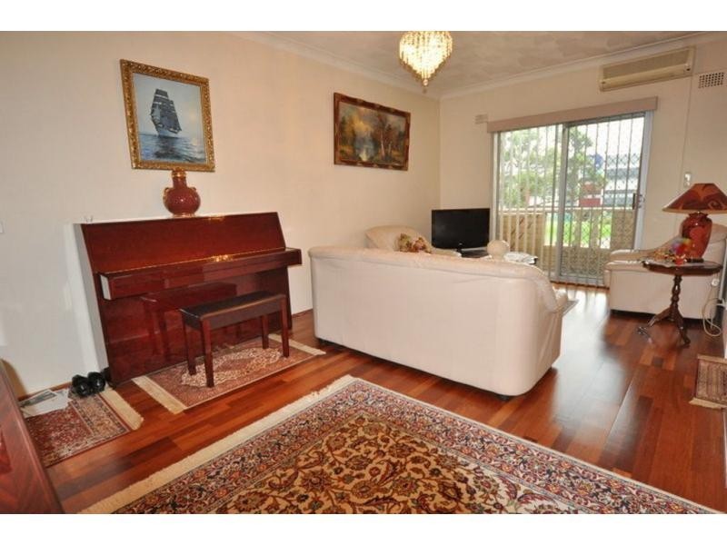 1/43-45 Neil Street, Merrylands NSW 2160