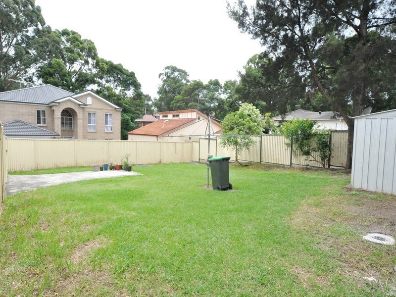 9 Dunmore Avenue, Carlingford NSW 2118