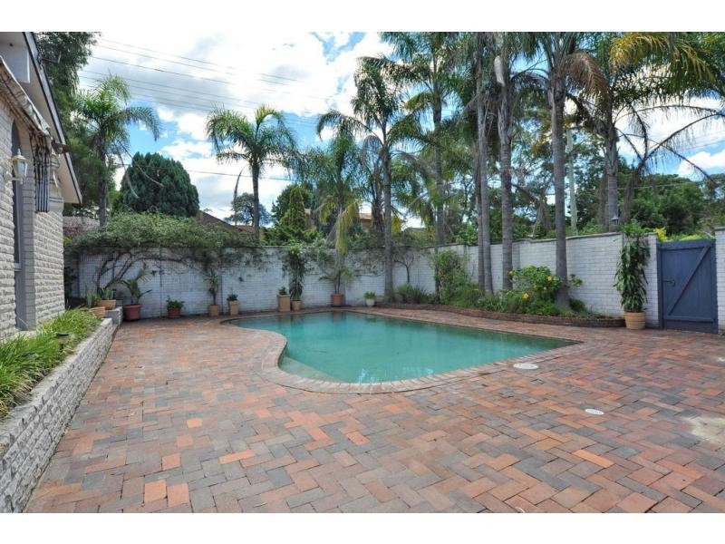 11 Iona Street, North Rocks NSW 2151