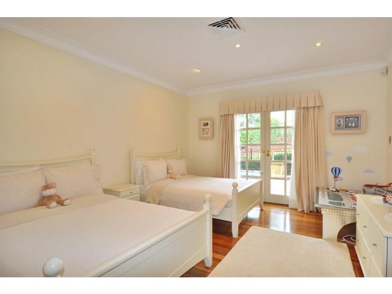 36 Gray Spence Crescent, West Pennant Hills NSW 2125