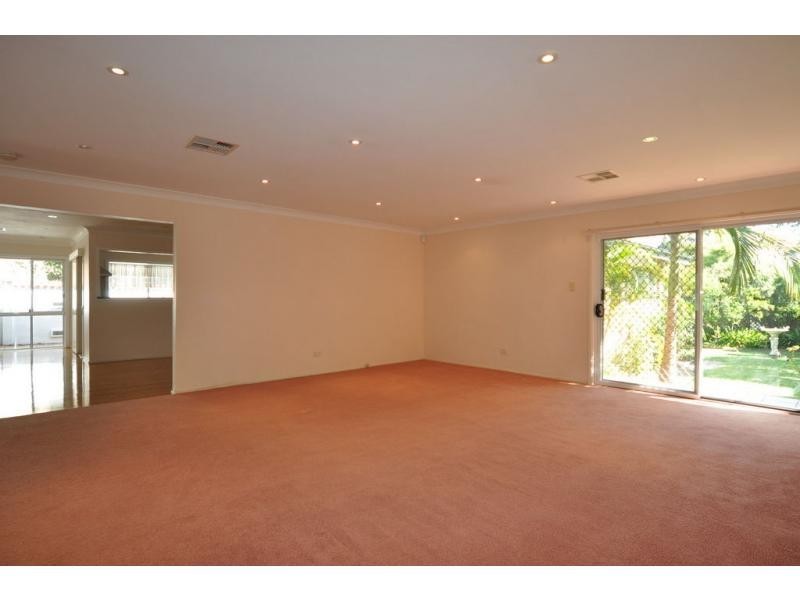 27 Snowdon Avenue, Carlingford NSW 2118