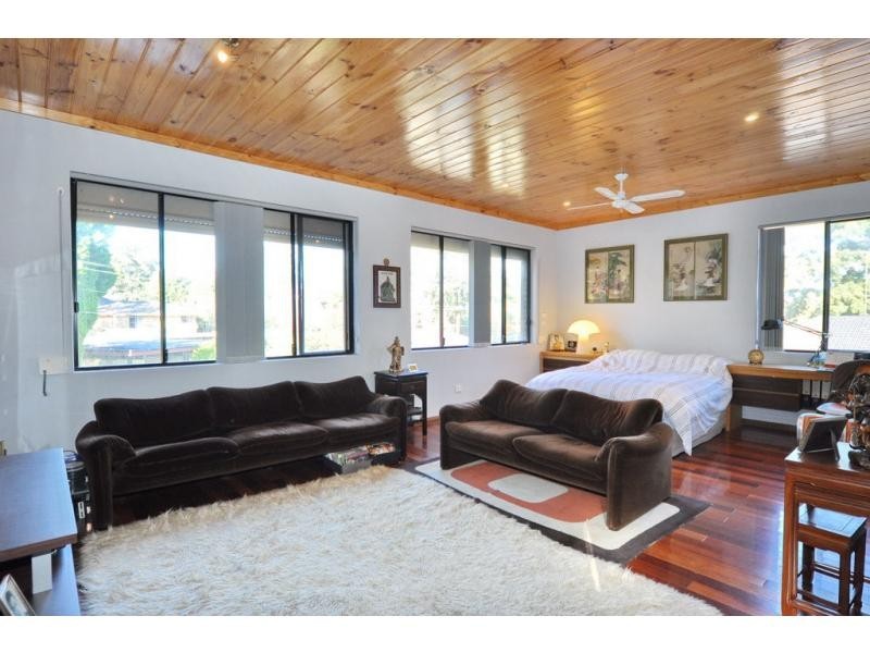 5 Tudor Place, Carlingford NSW 2118