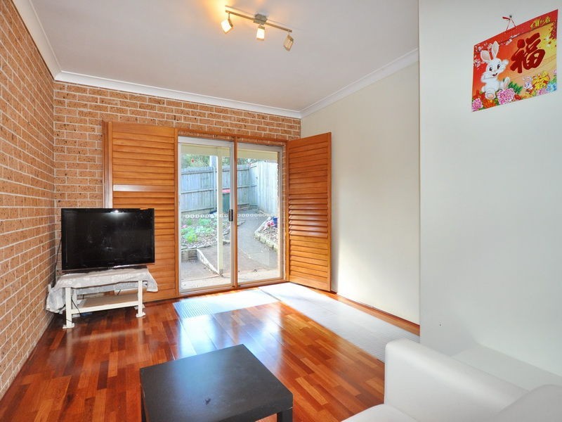 1/18-20 Robert Street, Telopea NSW 2117