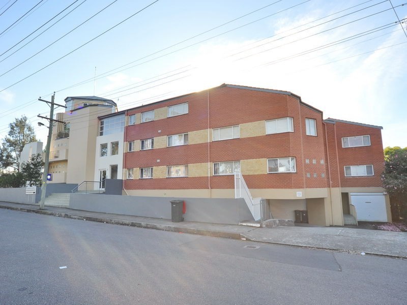 9/1 Lloyds Avenue, Carlingford NSW 2118