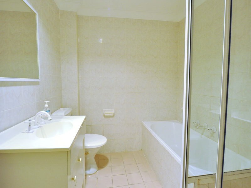 9/1 Lloyds Avenue, Carlingford NSW 2118