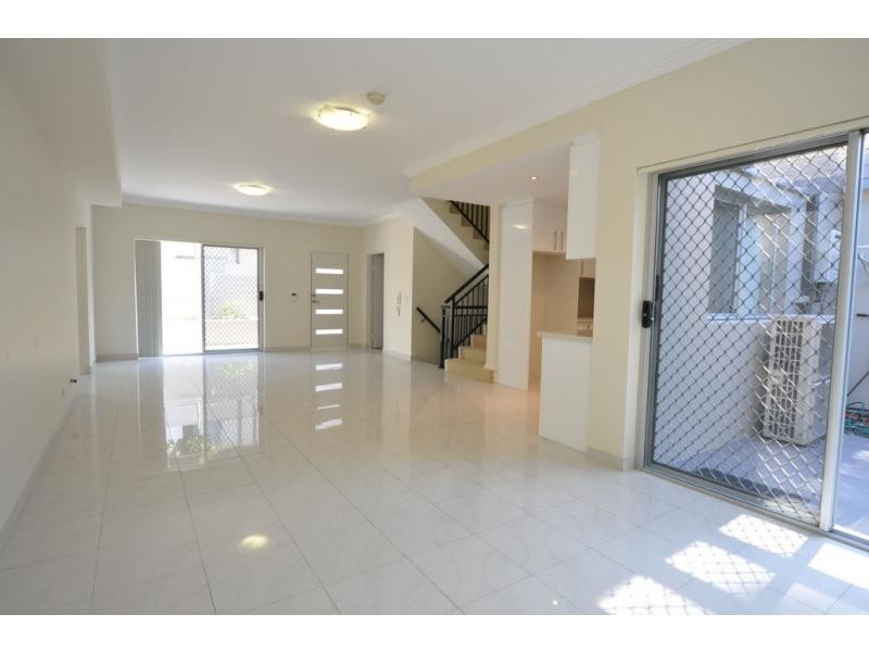 6/26 Bettington Road, Oatlands NSW 2117