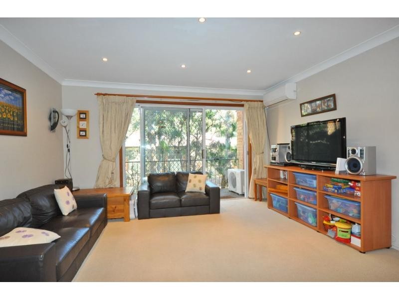 8/16 Robert Street, Telopea NSW 2117