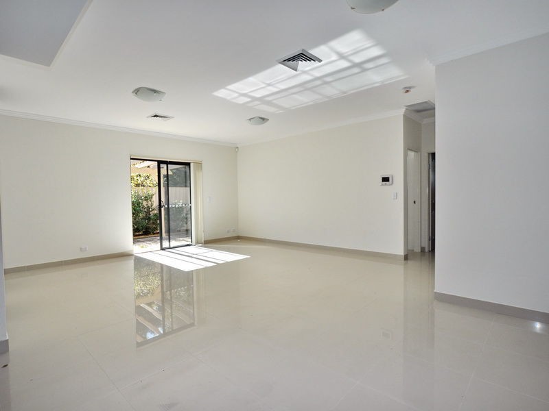 3/10-12 Adderton Road, Telopea NSW 2117