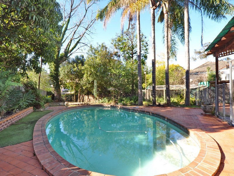 38 Alamein Avenue, Carlingford NSW 2118