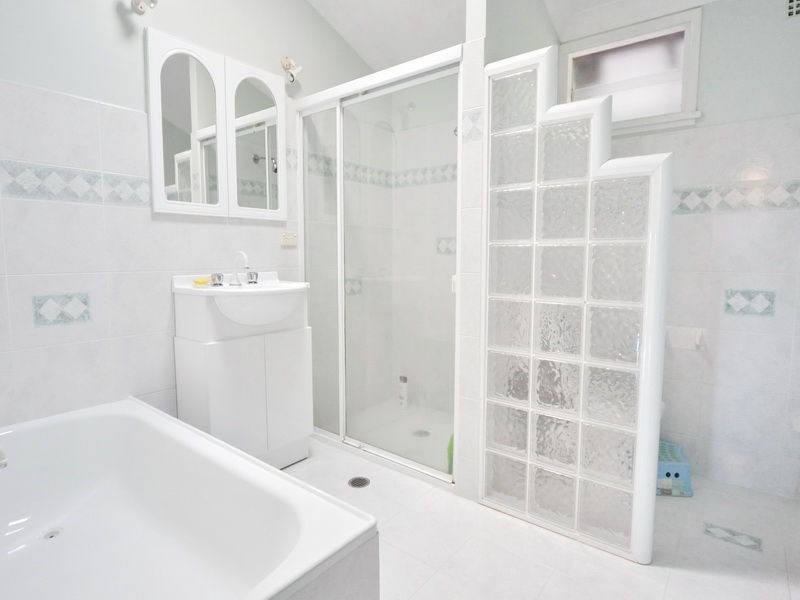 1 Bellevue Drive, Carlingford NSW 2118