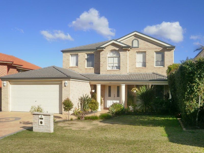 8 Broadleaf Crescent, Beaumont Hills NSW 2155