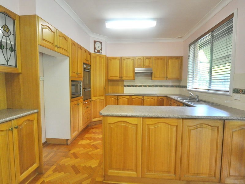 1 Lyndelle Place, Carlingford NSW 2118