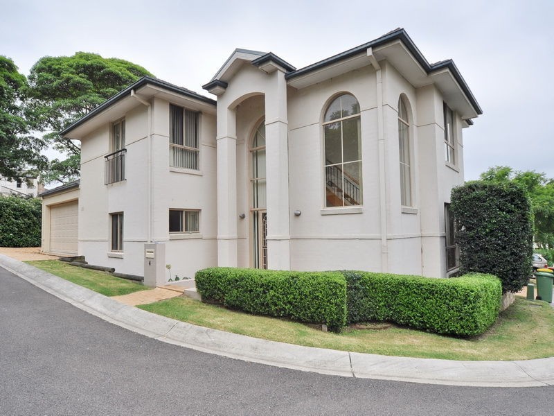 4 Staten Place, Carlingford NSW 2118