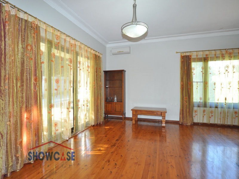 129 Adderton Road, Carlingford NSW 2118