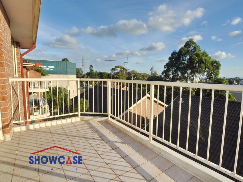 11/3-5 Post Office Street, Carlingford NSW 2118