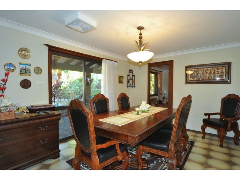 6 Stanton Drive, West Pennant Hills NSW 2125