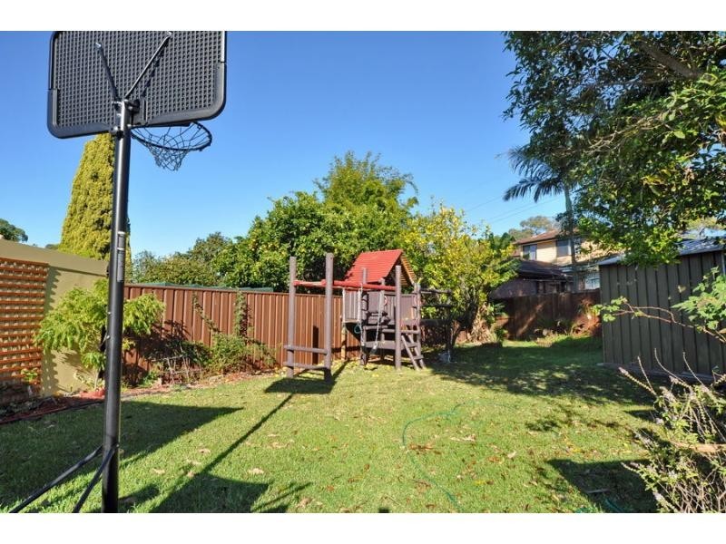 6 Stanton Drive, West Pennant Hills NSW 2125