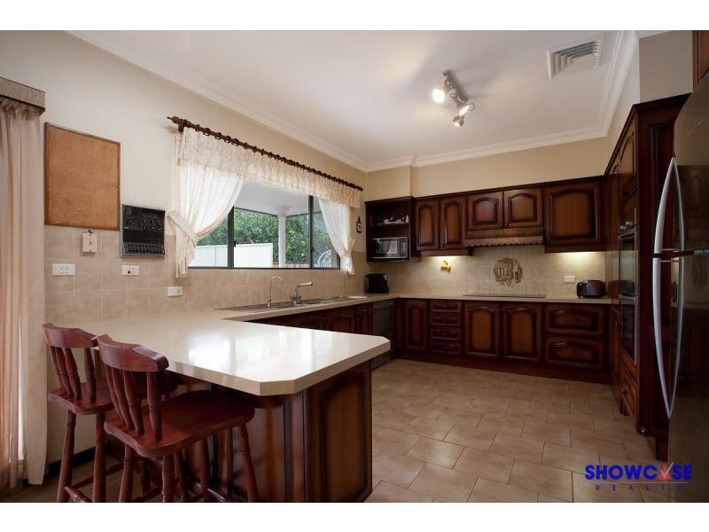 6 Vickery Avenue, Carlingford NSW 2118