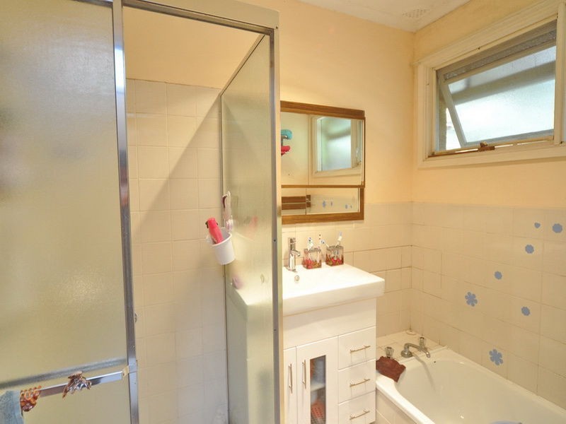 8 Metcalf Avenue, Carlingford NSW 2118