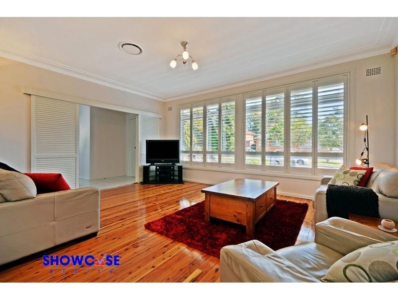 8 Roselea Way, Carlingford NSW 2118