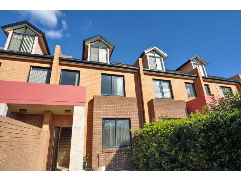 2/210 Pennant Hills Road, Carlingford NSW 2118