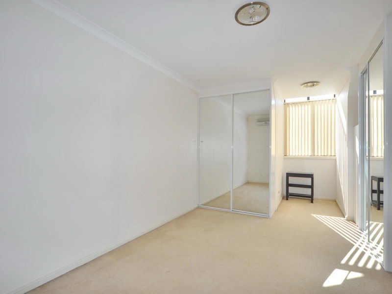 2/210 Pennant Hills Road, Carlingford NSW 2118