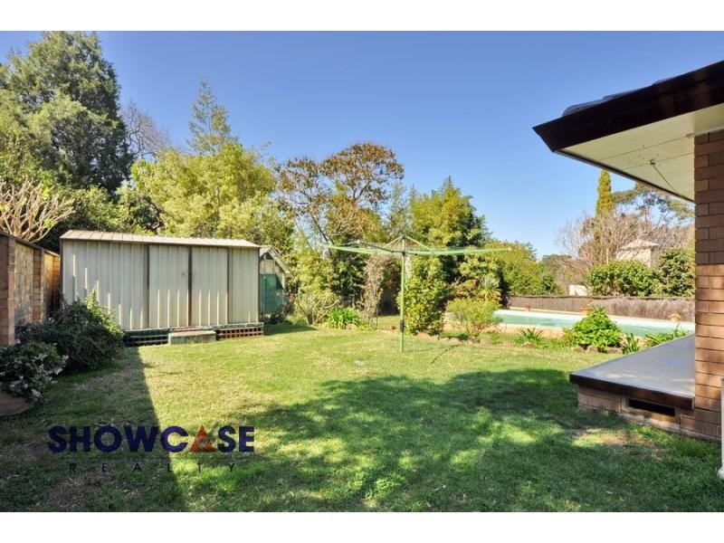 1 Snowdon Avenue, Carlingford NSW 2118
