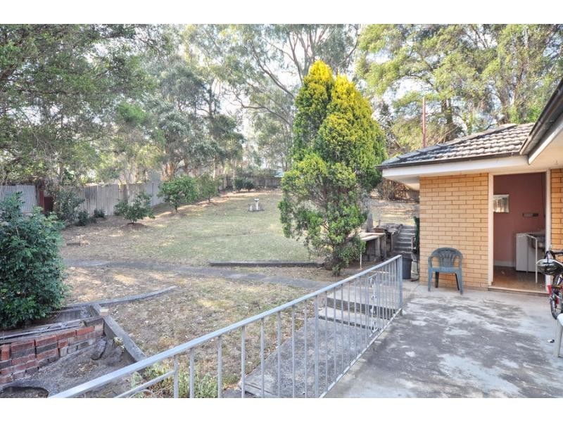 25 Dobson Crescent, Dundas Valley NSW 2117